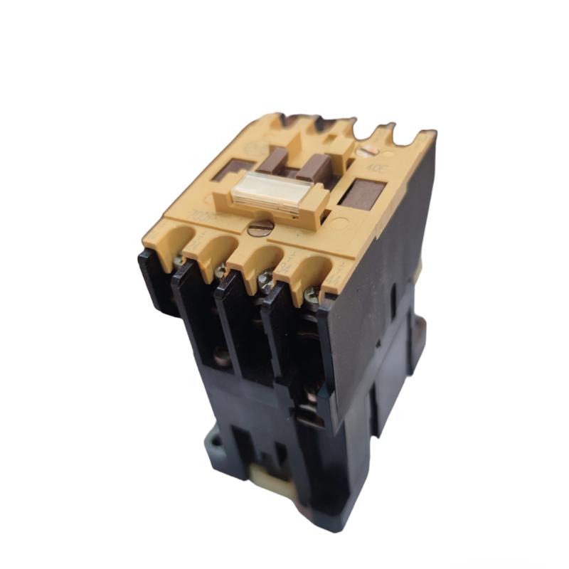 Allen Bradley Magnetic Contactor 10A 220V Coil 700-F400A2 Series B